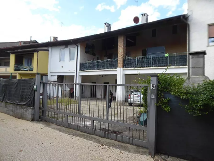 Immagine 1 di Casa semindipendente in vendita  a Fornovo San Giovanni