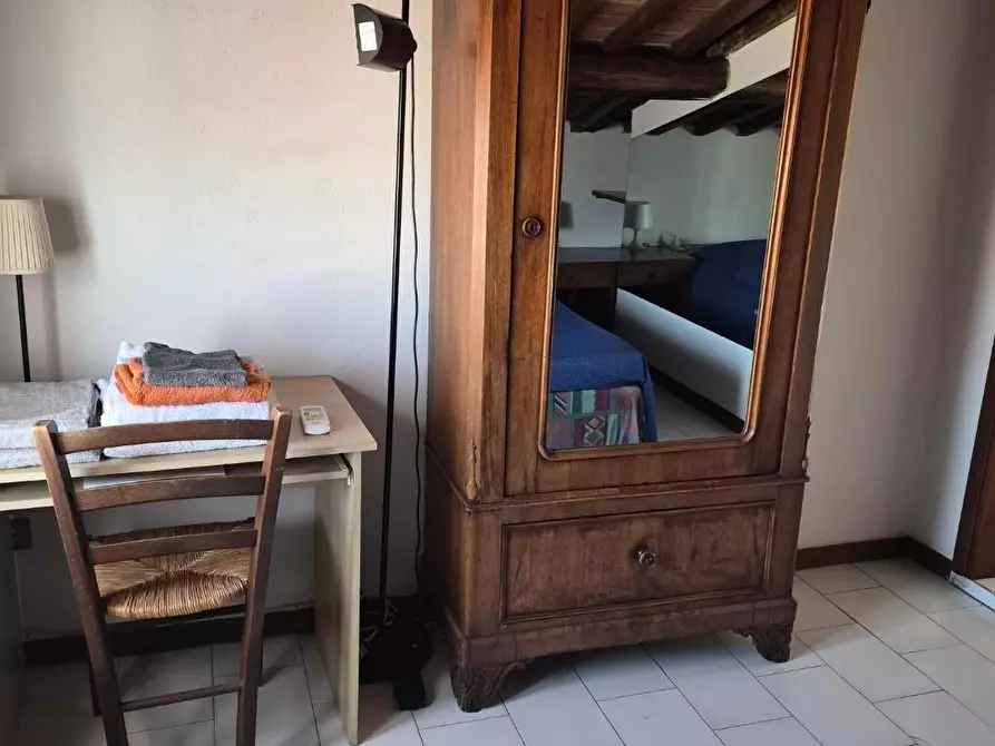 Immagine 9 di Mansarda in affitto  a Pisa