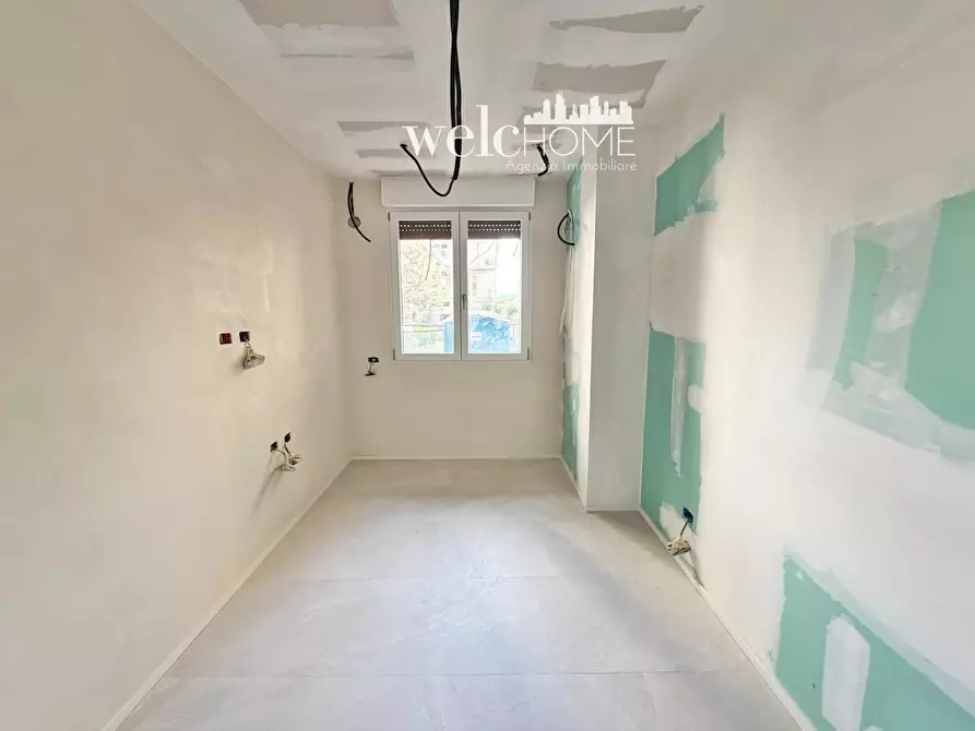 Immagine 25 di Appartamento in vendita  a Campi Bisenzio