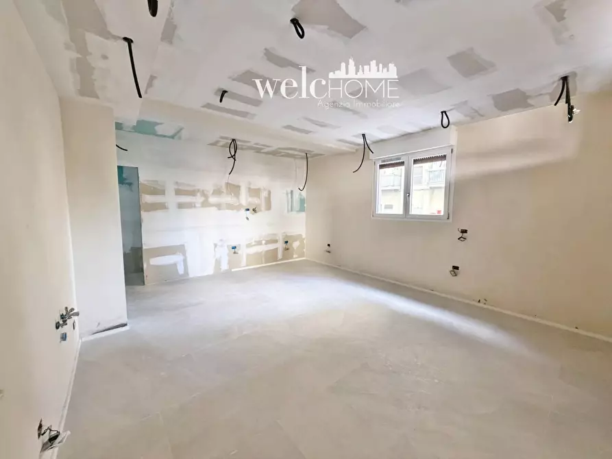 Immagine 22 di Appartamento in vendita  a Campi Bisenzio