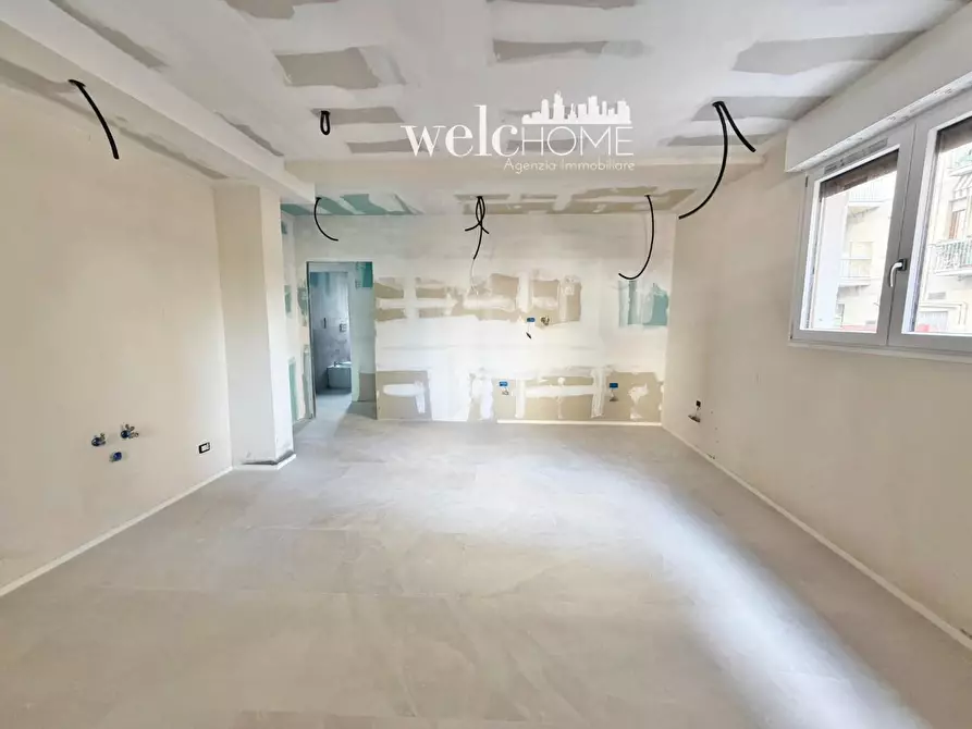 Immagine 1 di Appartamento in vendita  a Campi Bisenzio