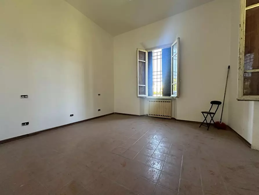 Immagine 10 di Appartamento in vendita  a Camaiore