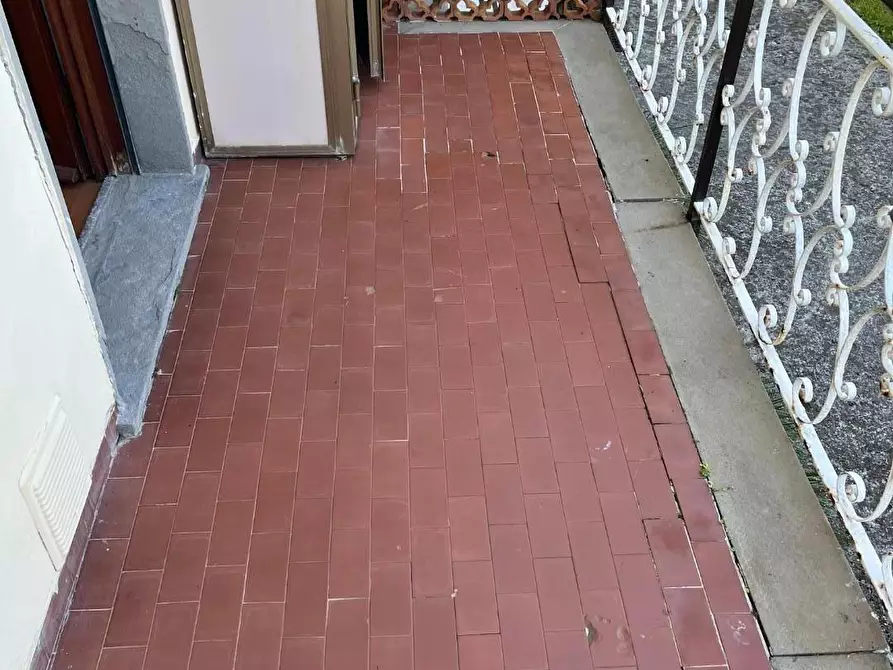 Immagine 12 di Appartamento in vendita  a Massa