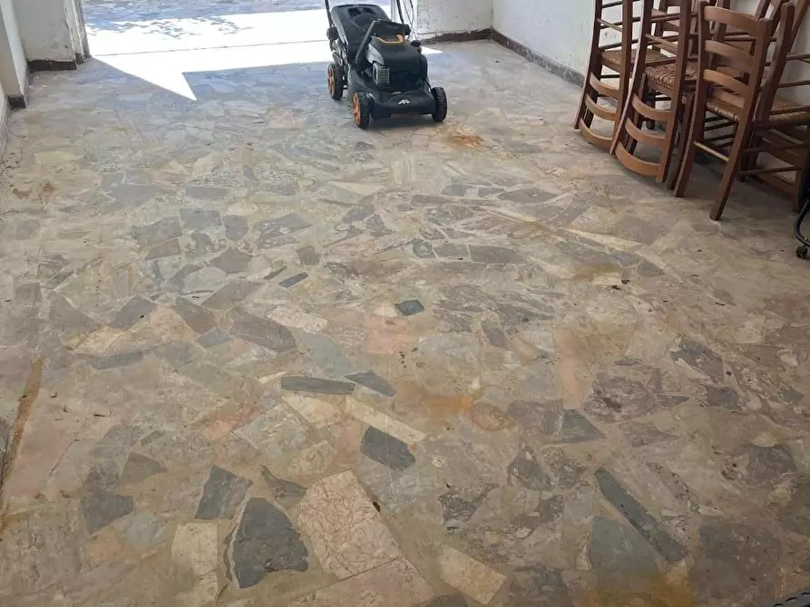 Immagine 21 di Appartamento in vendita  a Massa