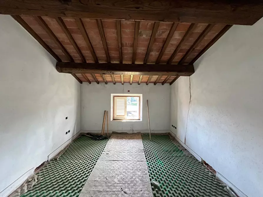 Immagine 21 di Villa in vendita  a Santa Maria A Monte