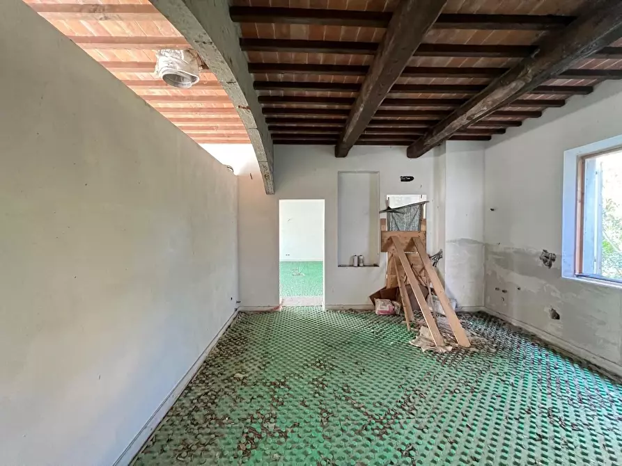 Immagine 33 di Villa in vendita  a Santa Maria A Monte