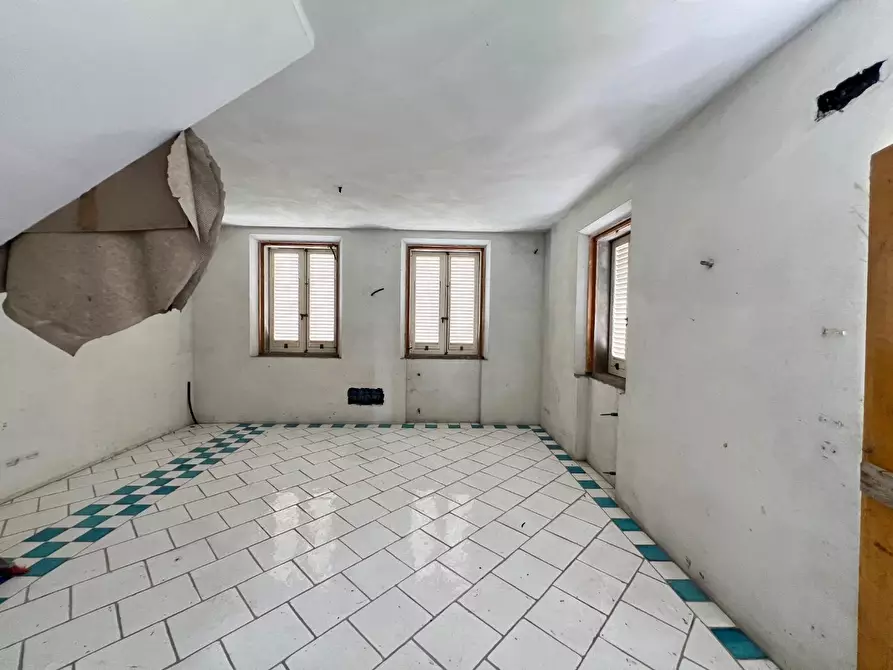 Immagine 14 di Villa in vendita  a Santa Maria A Monte