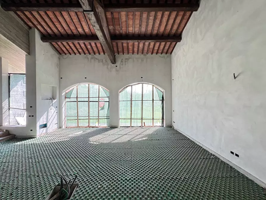 Immagine 44 di Villa in vendita  a Santa Maria A Monte