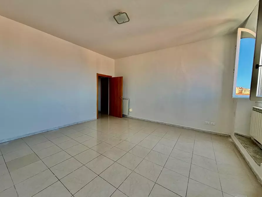 Immagine 6 di Appartamento in vendita  a Livorno