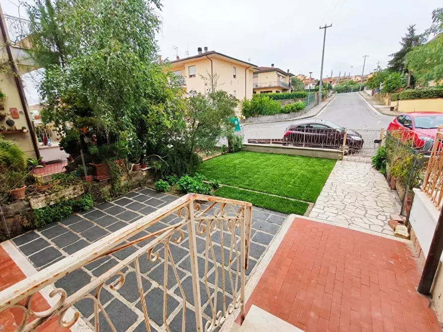 Immagine 16 di Appartamento in vendita  a Casciana Terme Lari