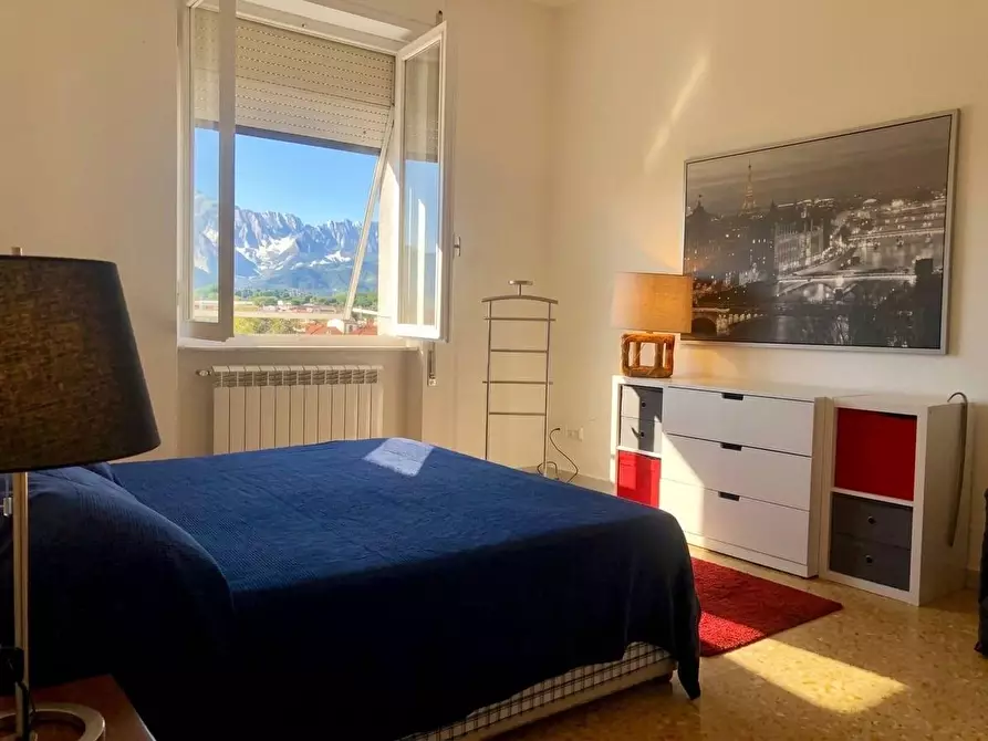 Immagine 10 di Appartamento in affitto  a Carrara