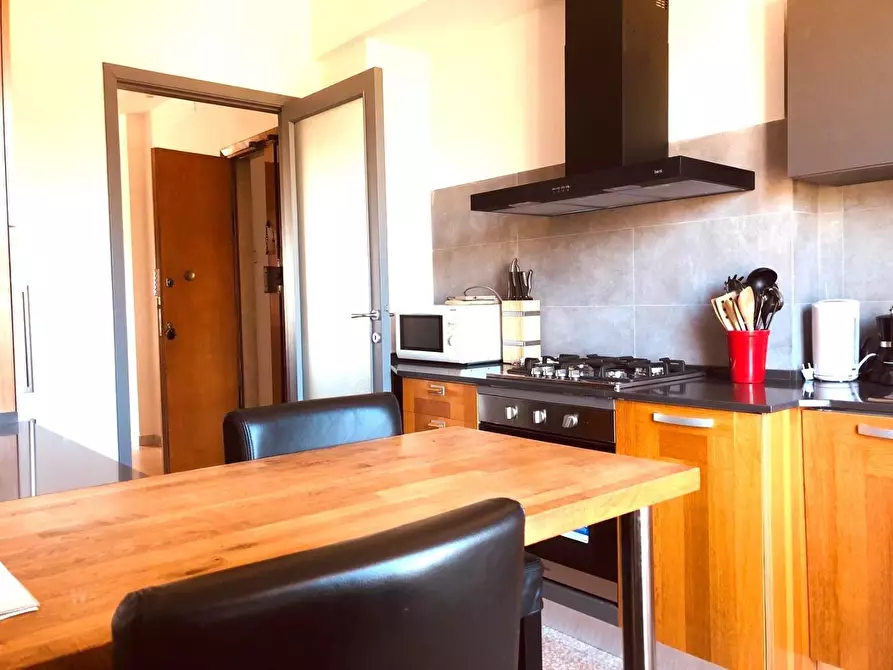 Immagine 6 di Appartamento in affitto  a Carrara
