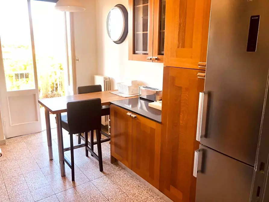 Immagine 5 di Appartamento in affitto  a Carrara