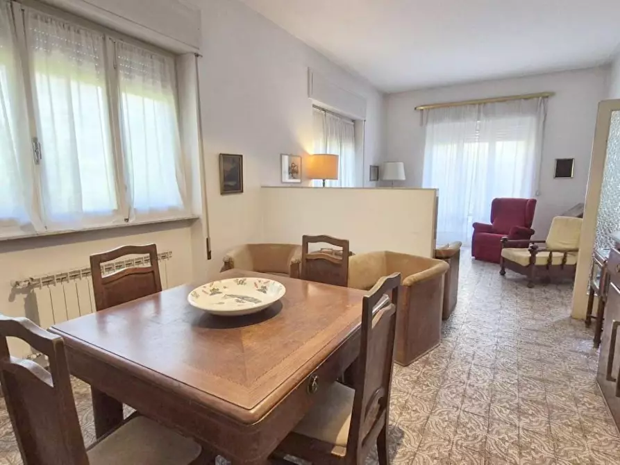 Immagine 26 di Casa bifamiliare in vendita  a Viareggio