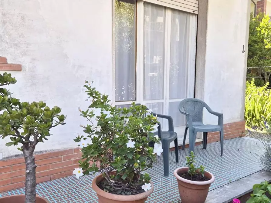 Immagine 8 di Casa bifamiliare in vendita  a Viareggio