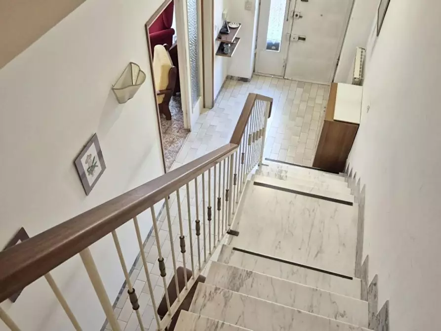 Immagine 137 di Casa bifamiliare in vendita  a Viareggio