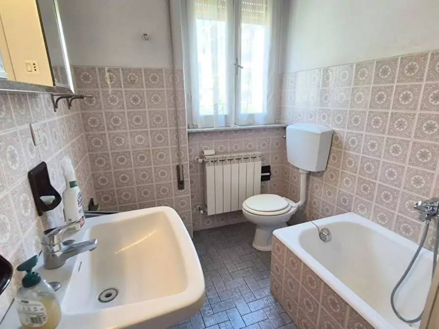 Immagine 100 di Casa bifamiliare in vendita  a Viareggio
