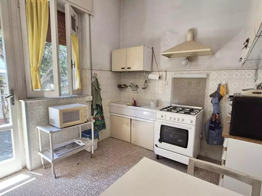 Immagine 52 di Casa bifamiliare in vendita  a Viareggio