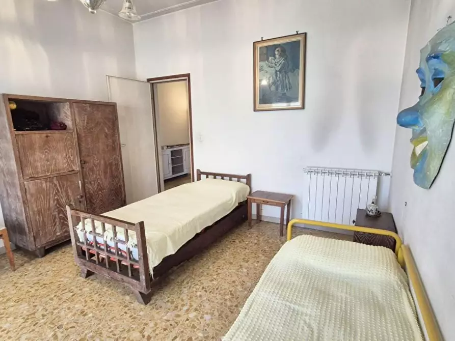 Immagine 114 di Casa bifamiliare in vendita  a Viareggio