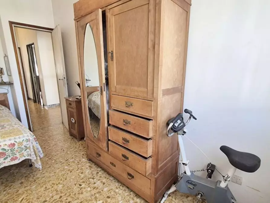 Immagine 131 di Casa bifamiliare in vendita  a Viareggio