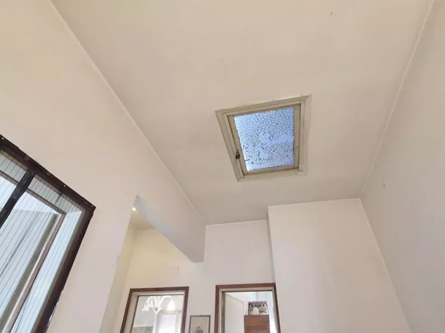 Immagine 136 di Casa bifamiliare in vendita  a Viareggio