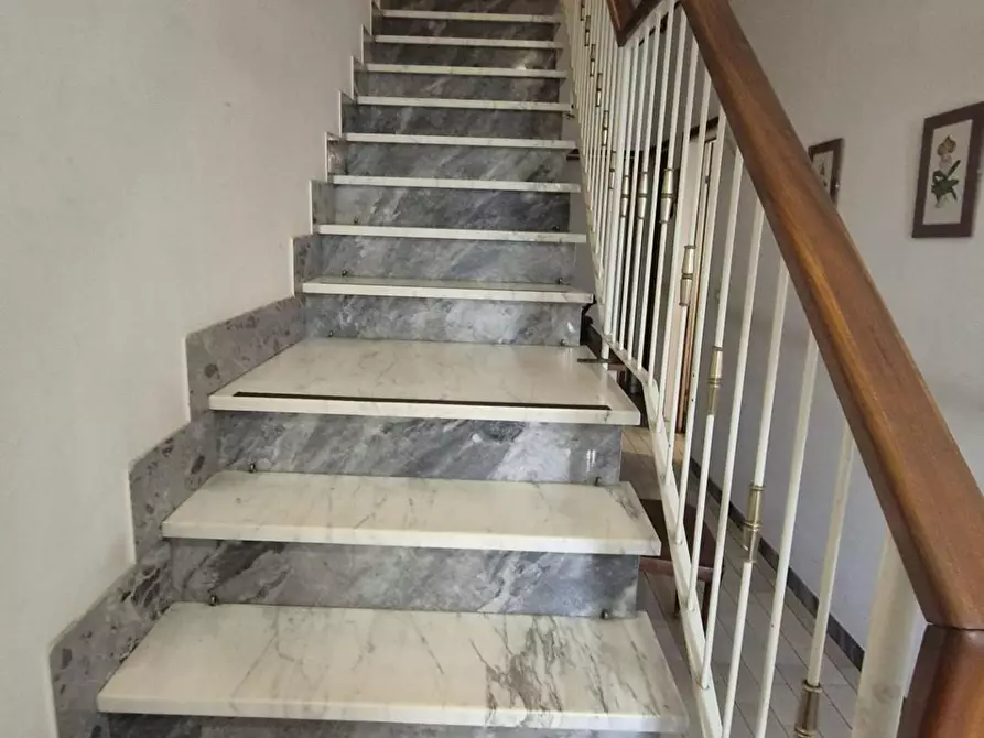Immagine 76 di Casa bifamiliare in vendita  a Viareggio