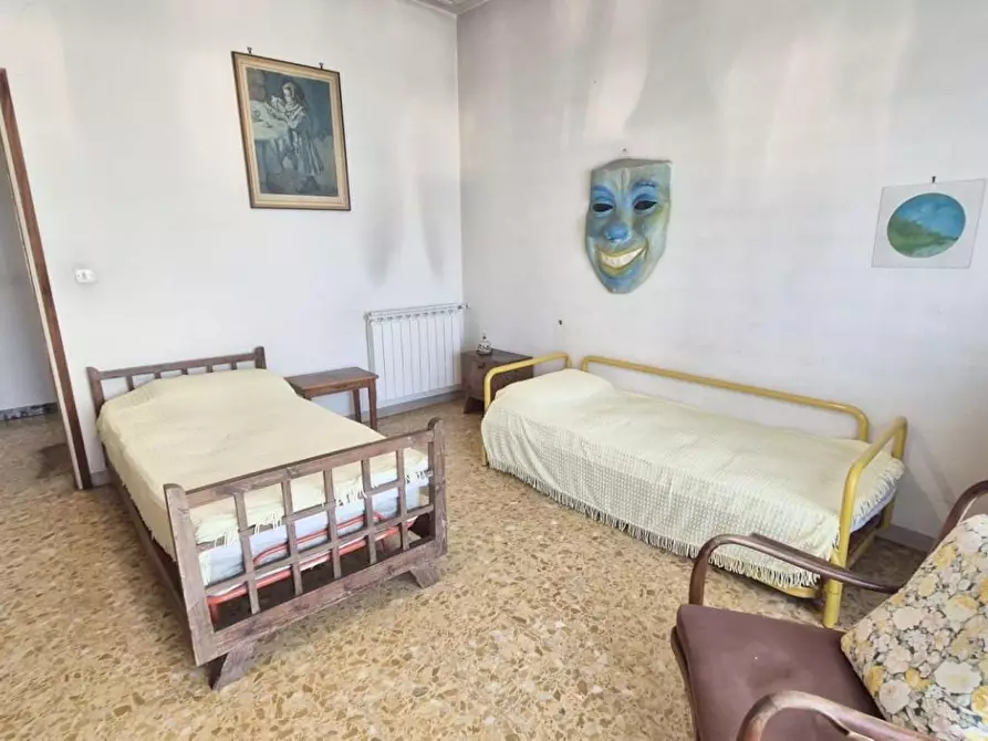 Immagine 121 di Casa bifamiliare in vendita  a Viareggio