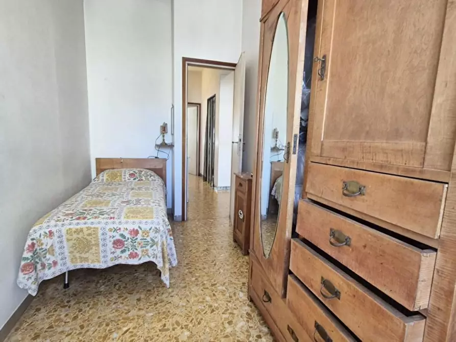 Immagine 129 di Casa bifamiliare in vendita  a Viareggio