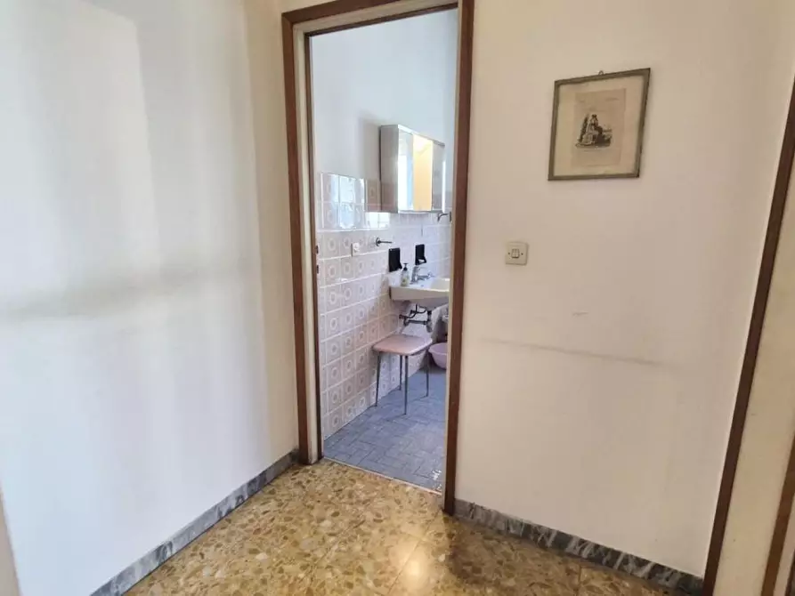 Immagine 96 di Casa bifamiliare in vendita  a Viareggio