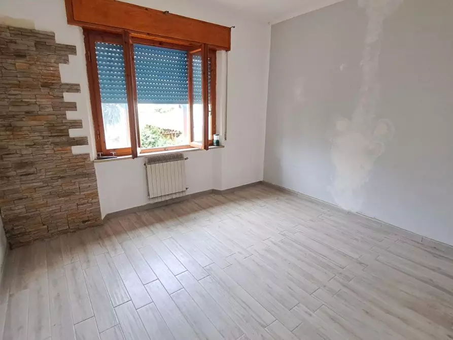 Immagine 11 di Appartamento in vendita  a Rosignano Marittimo