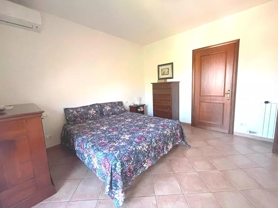 Immagine 13 di Casa semindipendente in vendita  a Carrara