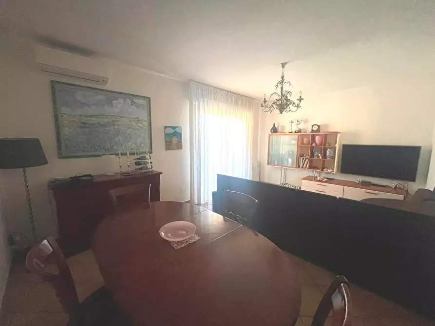 Immagine 9 di Casa semindipendente in vendita  a Carrara