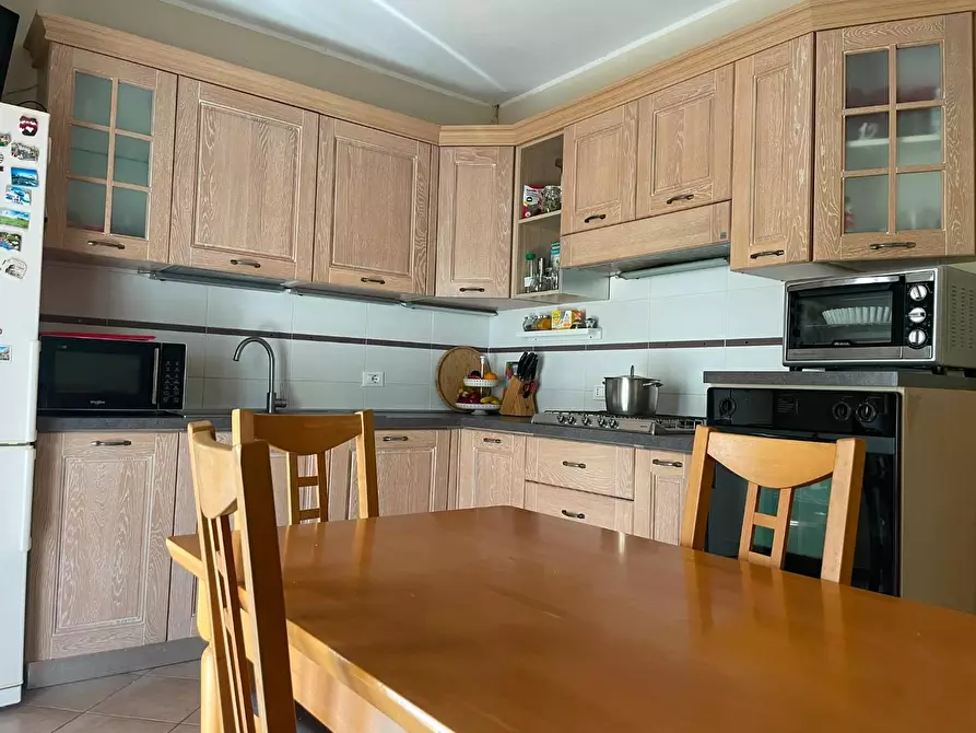 Immagine 11 di Casa semindipendente in vendita  a Carrara
