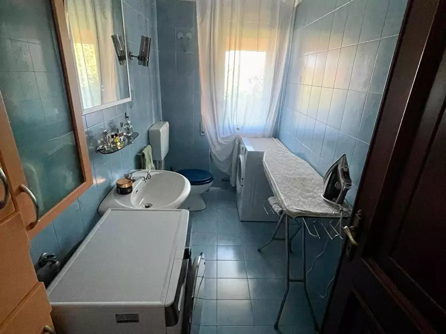 Immagine 22 di Casa semindipendente in vendita  a Carrara