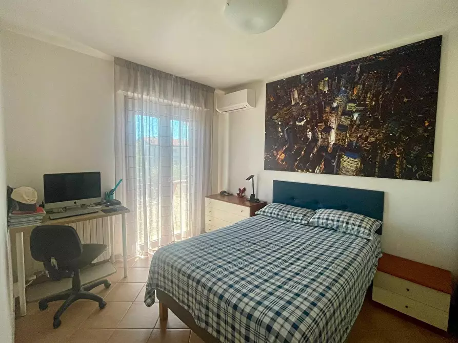 Immagine 17 di Casa semindipendente in vendita  a Carrara