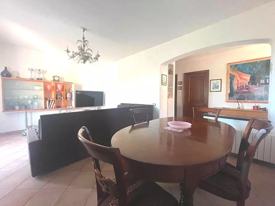 Immagine 8 di Casa semindipendente in vendita  a Carrara