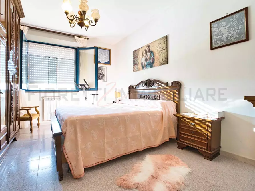 Immagine 12 di Appartamento in vendita  a Campiglia Marittima