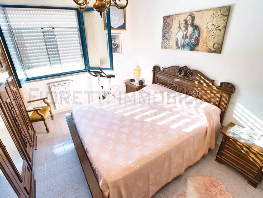 Immagine 14 di Appartamento in vendita  a Campiglia Marittima