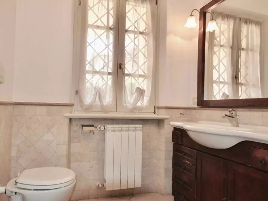 Immagine 14 di Villetta a schiera in vendita  a Forte Dei Marmi