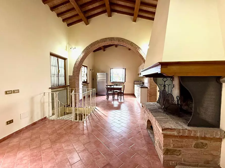 Immagine 6 di Porzione di casa in vendita  a Peccioli