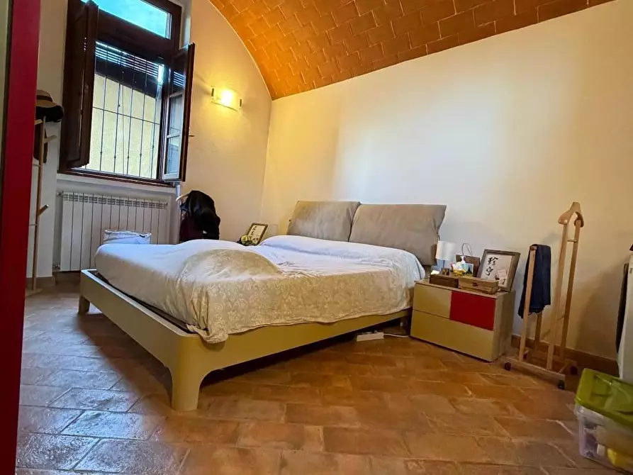 Immagine 4 di Porzione di casa in vendita  a Poggibonsi