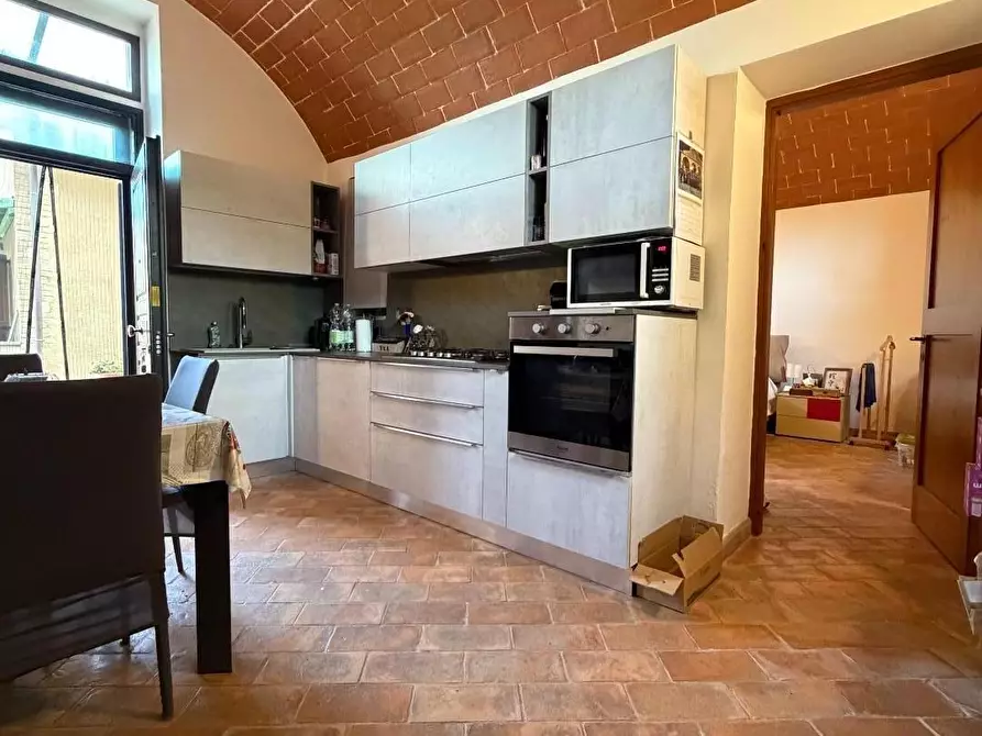Immagine 3 di Porzione di casa in vendita  a Poggibonsi