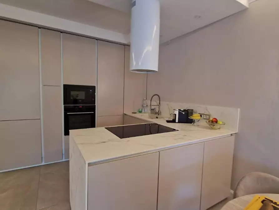 Immagine 5 di Casa bifamiliare in vendita  a Camaiore