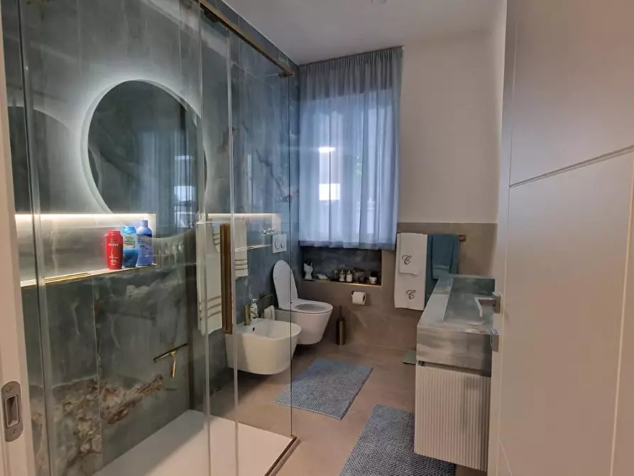 Immagine 4 di Casa bifamiliare in vendita  a Camaiore