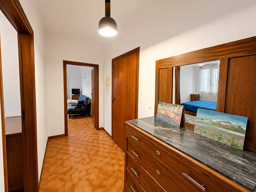 Immagine 14 di Appartamento in vendita  a Montignoso