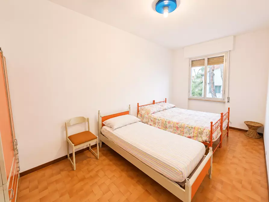 Immagine 19 di Appartamento in vendita  a Montignoso