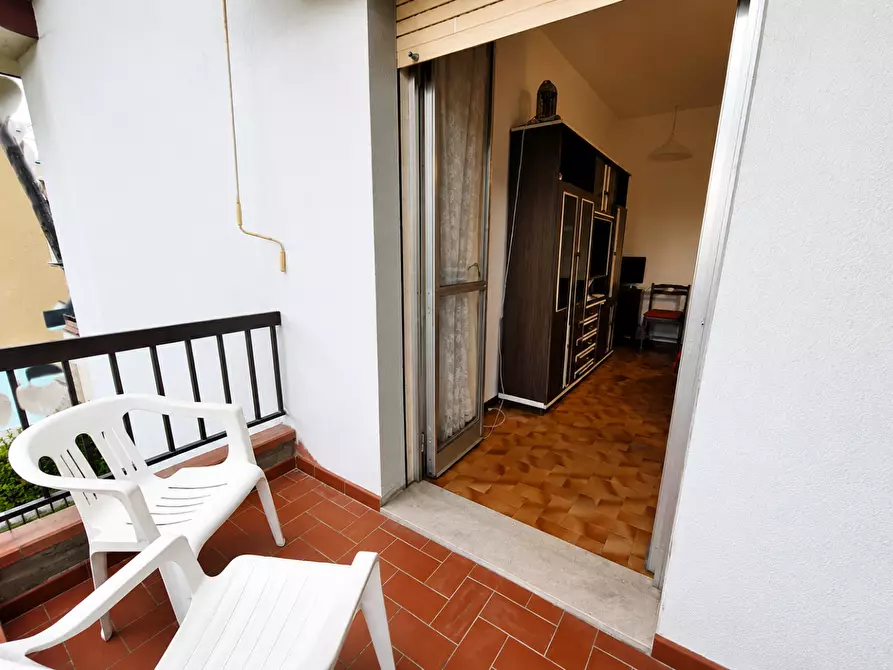 Immagine 11 di Appartamento in vendita  a Montignoso