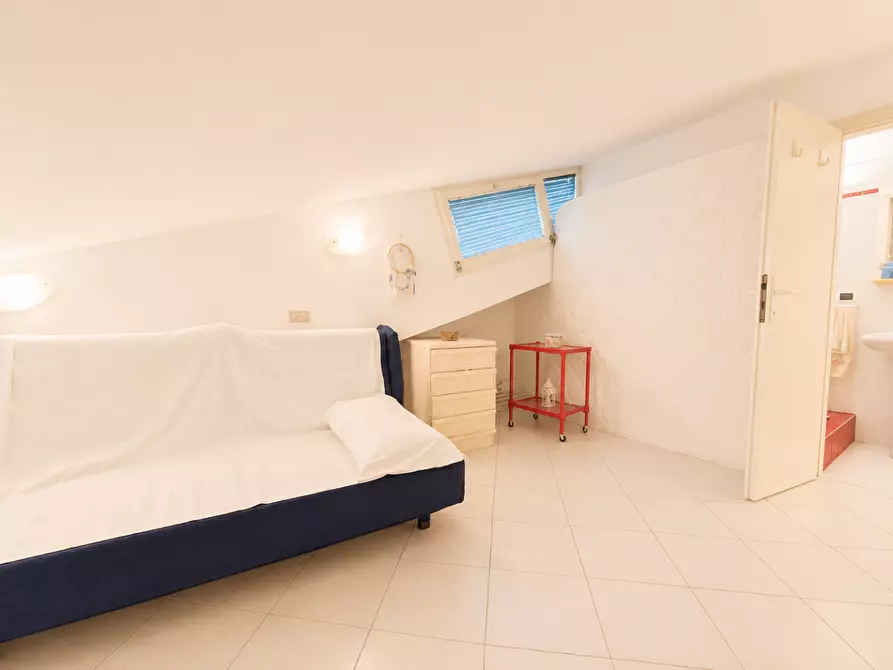 Immagine 34 di Casa bifamiliare in vendita  a Montignoso