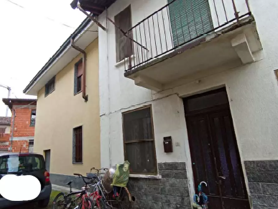 Immagine 2 di Casa indipendente in vendita  a Cerano