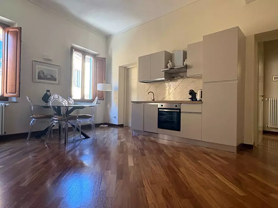 Immagine 1 di Appartamento in vendita  a Pisa
